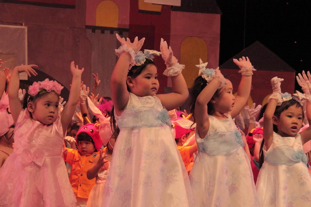 Varee_Annual_Performance 2013_Kindergarten_C2_072